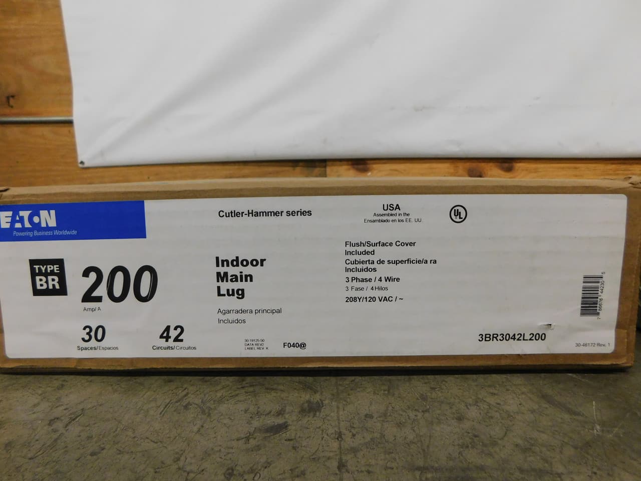 Eaton 3BR3042L200 3BR3042L200 Eaton - Eaton BR main lug loadcenter,No feed-thru lugs,Main lug,200 A,G1,Aluminum,Cover included,NEMA 1,Metallic,25 kAIC,BWH,Combination,42 Circuits,30 Spaces,Four-wire,Three-phase,Type BR 1-inch breakers,208 Y/120, 240 V,#1 AWG-300 kcmil Cu/Al 3BR3042L200 on Advantage Electric Supply