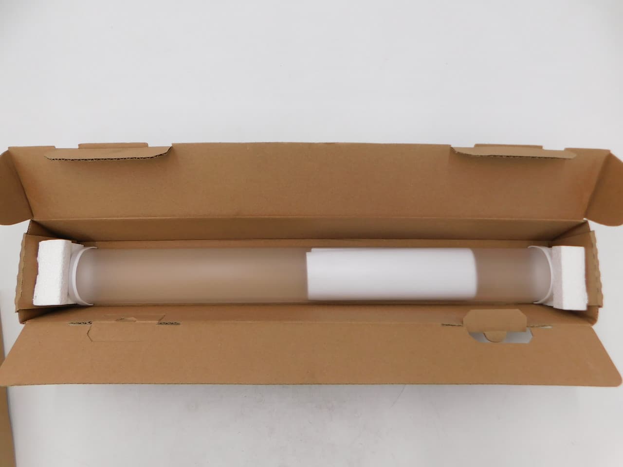 SNLED-LENS-LN-2FT-U on Advantage Electric Supply