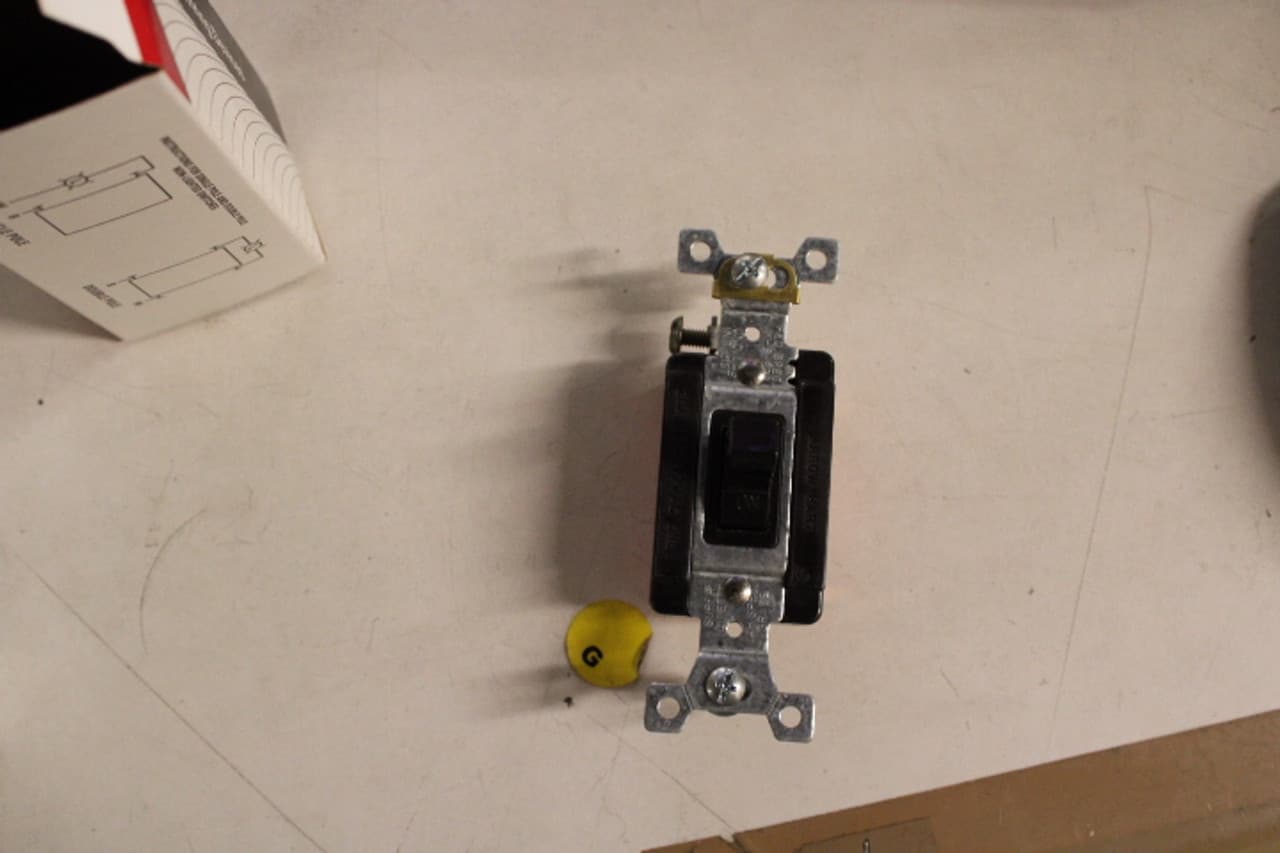 AH1221 on Advantage Electric Supply